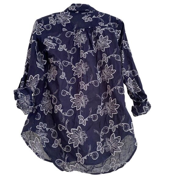 Coldwater Creek Long Sleeve Blouse Navy w/ White Floral Embroidery Petite XS 4P - Picture 3 of 4
